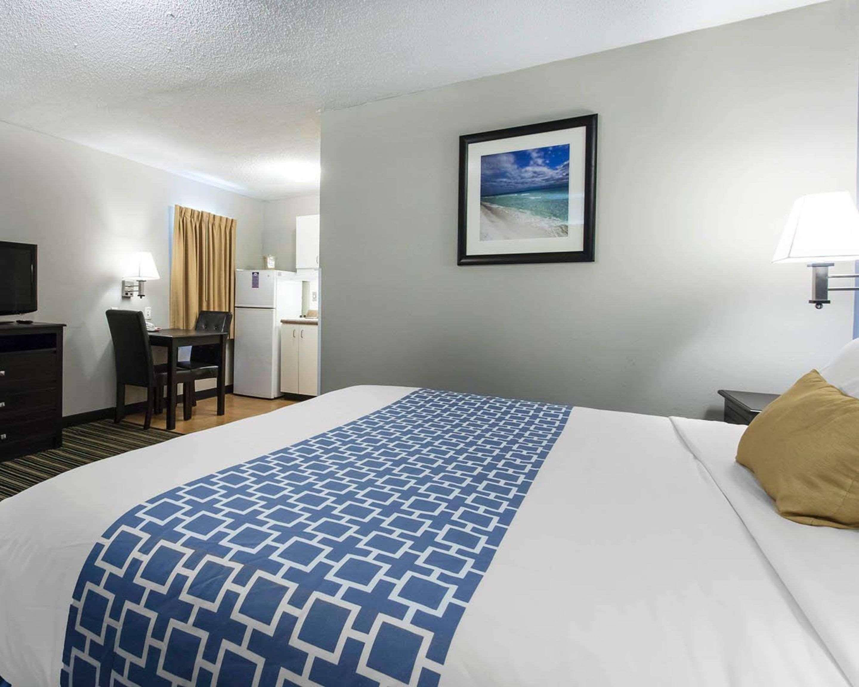 Suburban Extended Stay Hotel Naval Base Area Warrington Екстер'єр фото
