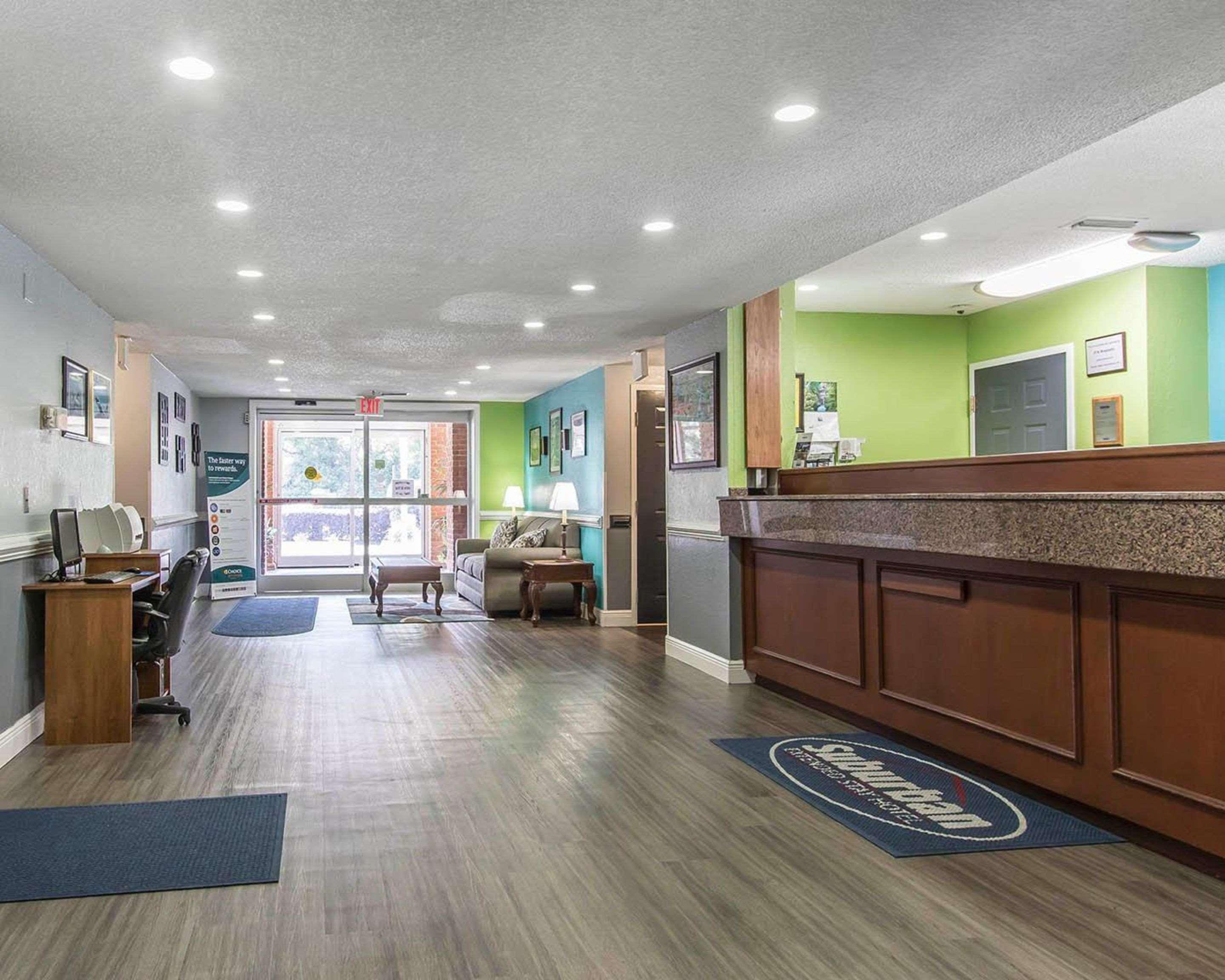 Suburban Extended Stay Hotel Naval Base Area Warrington Екстер'єр фото