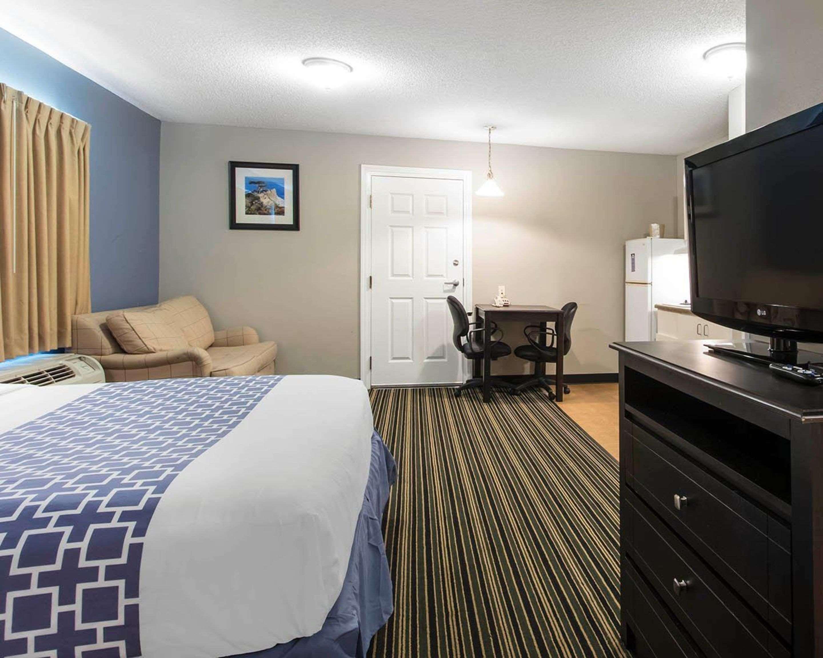 Suburban Extended Stay Hotel Naval Base Area Warrington Екстер'єр фото