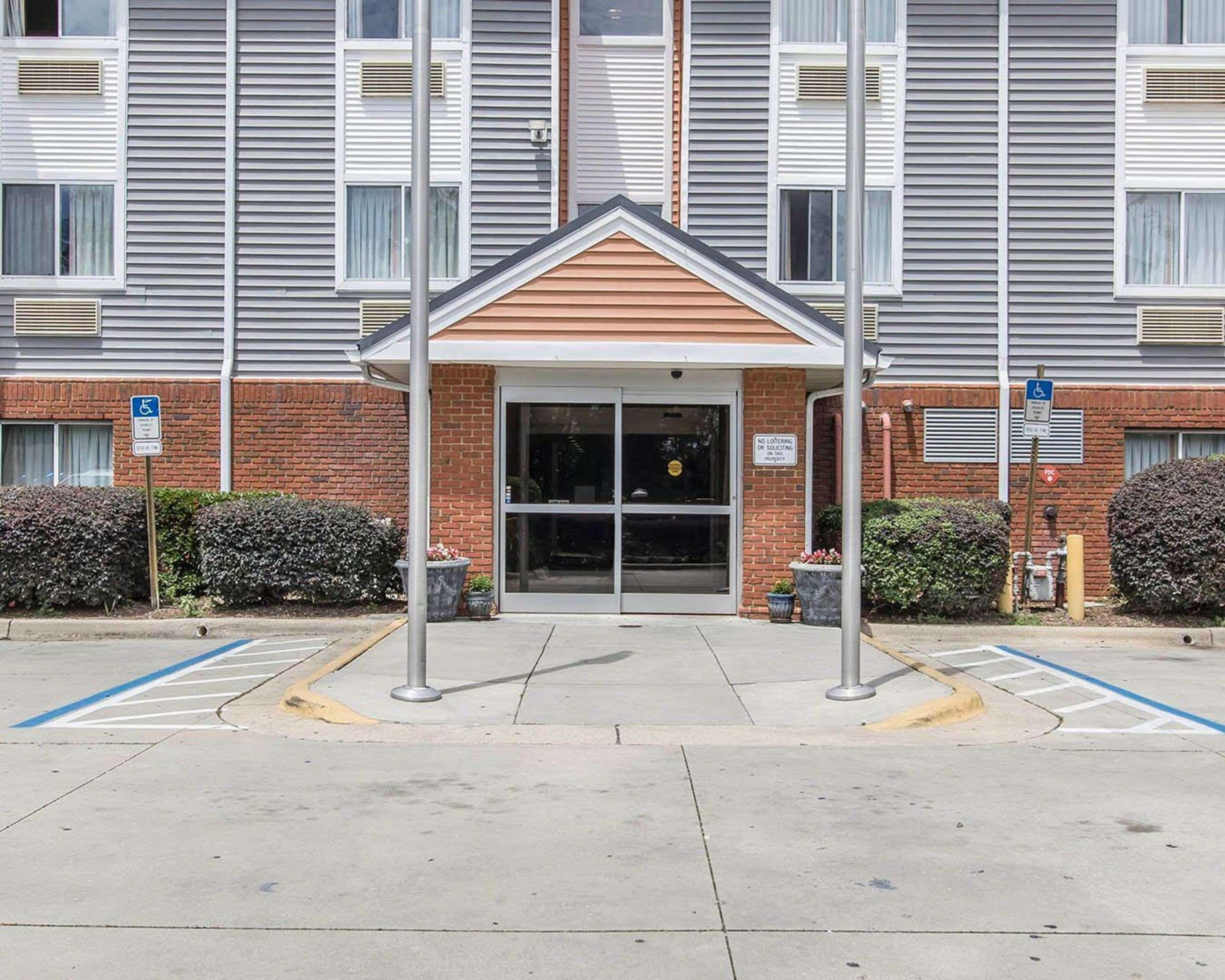 Suburban Extended Stay Hotel Naval Base Area Warrington Екстер'єр фото