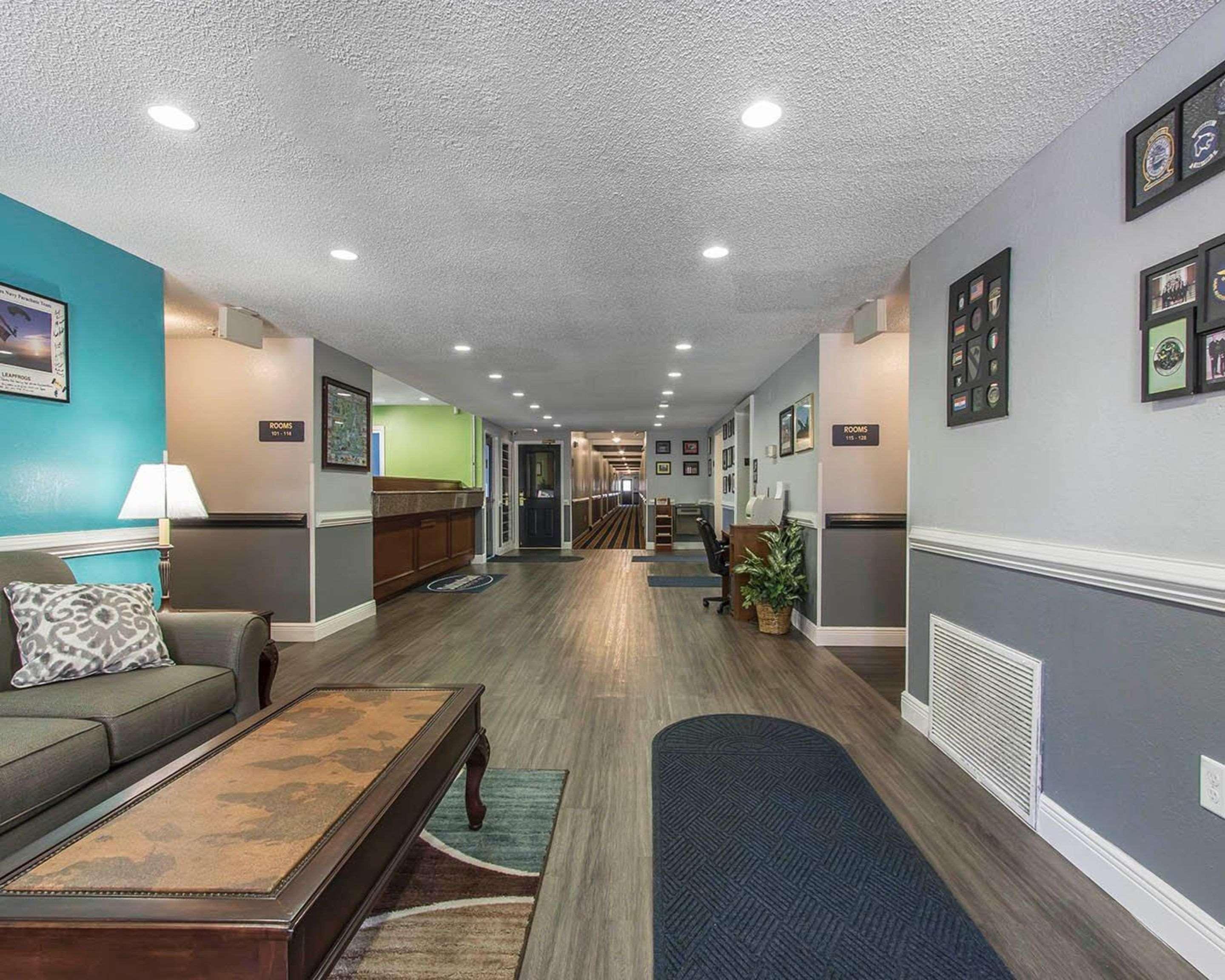 Suburban Extended Stay Hotel Naval Base Area Warrington Екстер'єр фото