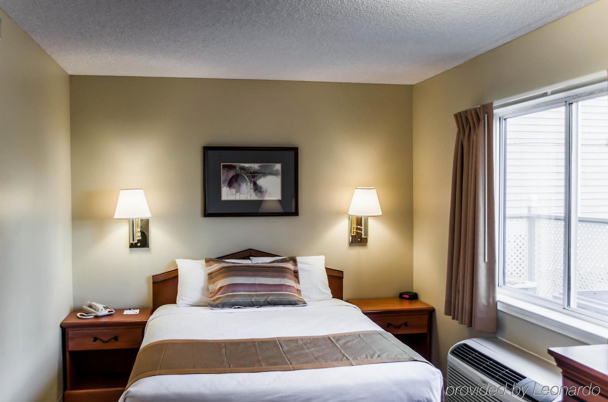 Suburban Extended Stay Hotel Naval Base Area Warrington Екстер'єр фото