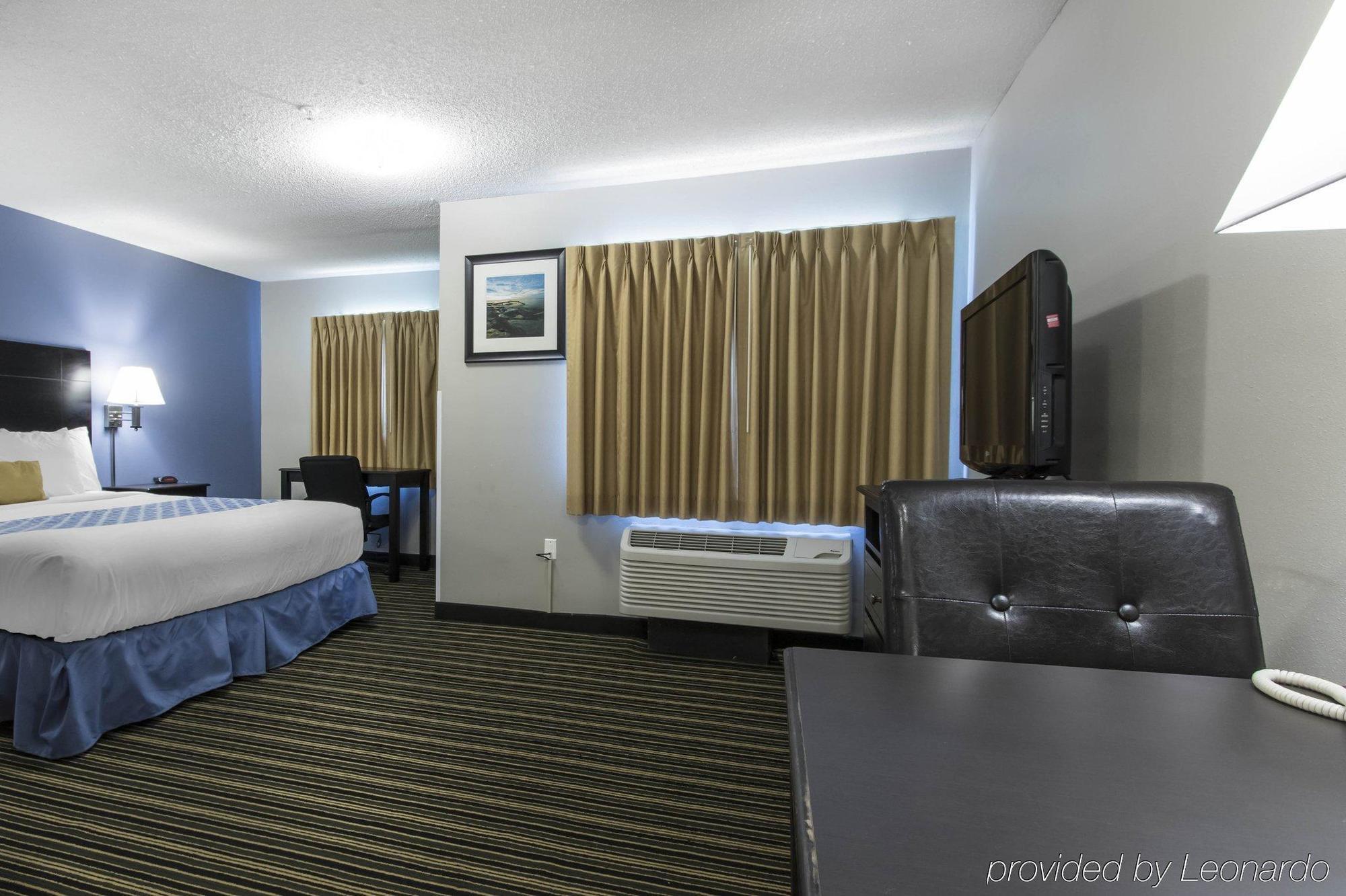 Suburban Extended Stay Hotel Naval Base Area Warrington Екстер'єр фото