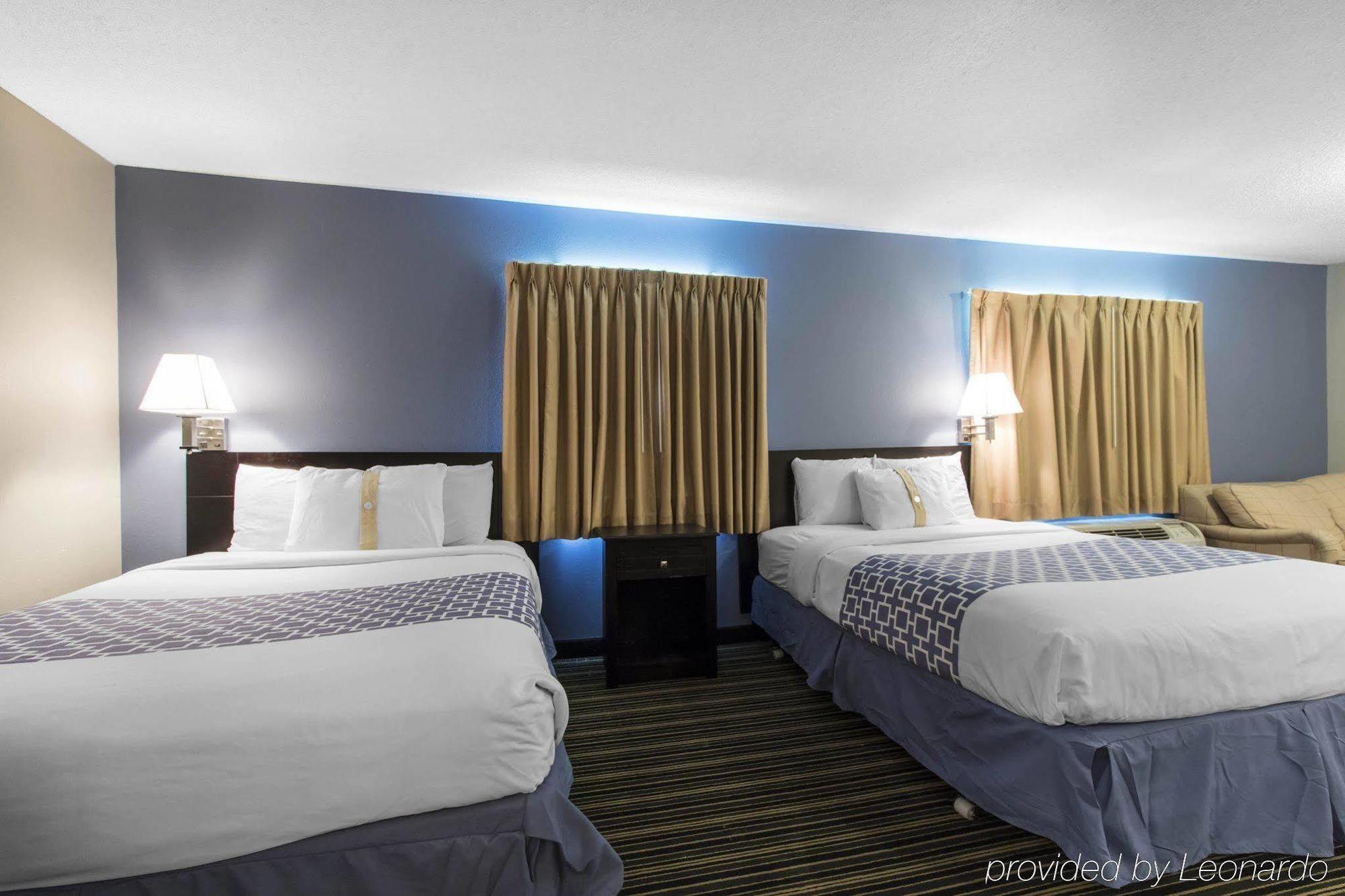 Suburban Extended Stay Hotel Naval Base Area Warrington Екстер'єр фото
