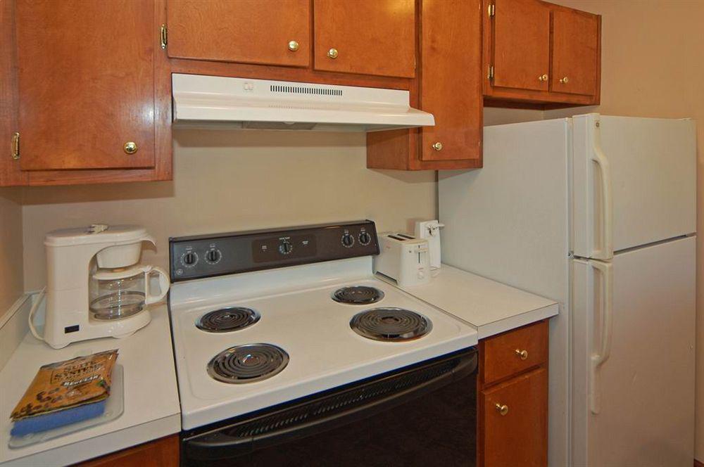 Suburban Extended Stay Hotel Naval Base Area Warrington Екстер'єр фото